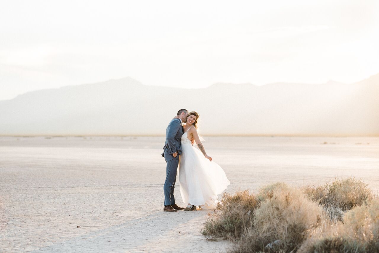 A Bohemian Destination Las Vegas Desert Wedding - The Overwhelmed Bride Blog