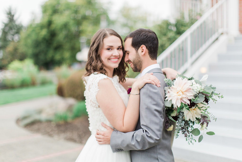 Vintage Seattle Wedding Venue - The Overwhelmed Bride Wedding Blog