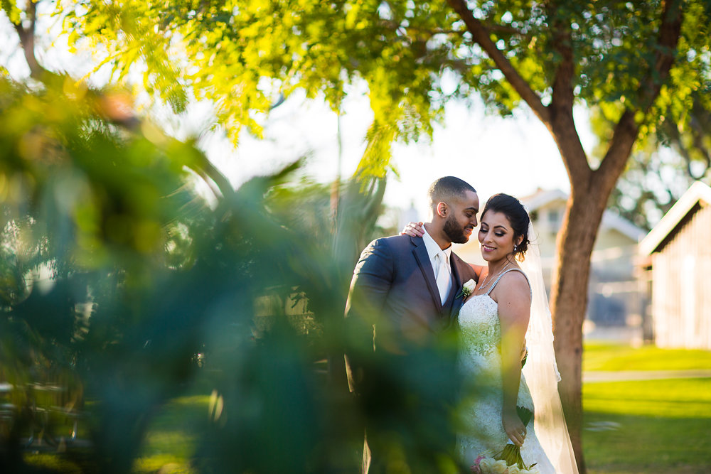 An Intimate Casa De Lago Wedding - The Overwhelmed Bride Wedding Blog