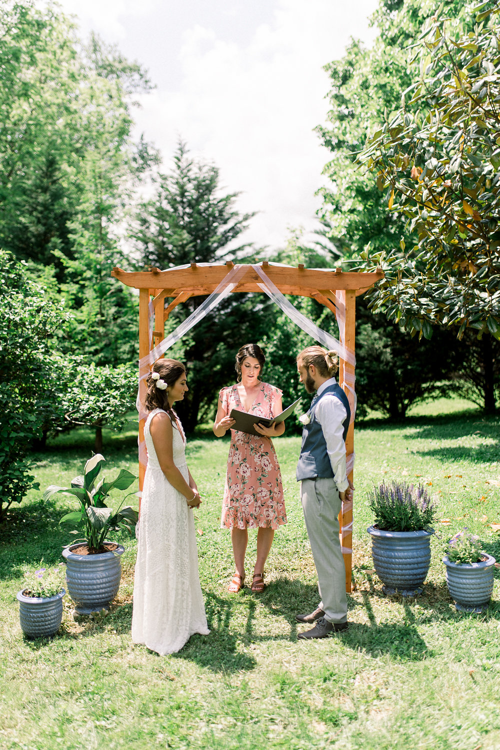 An Intimate Backyard Wedding - The Overwhelmed Bride Wedding Blog