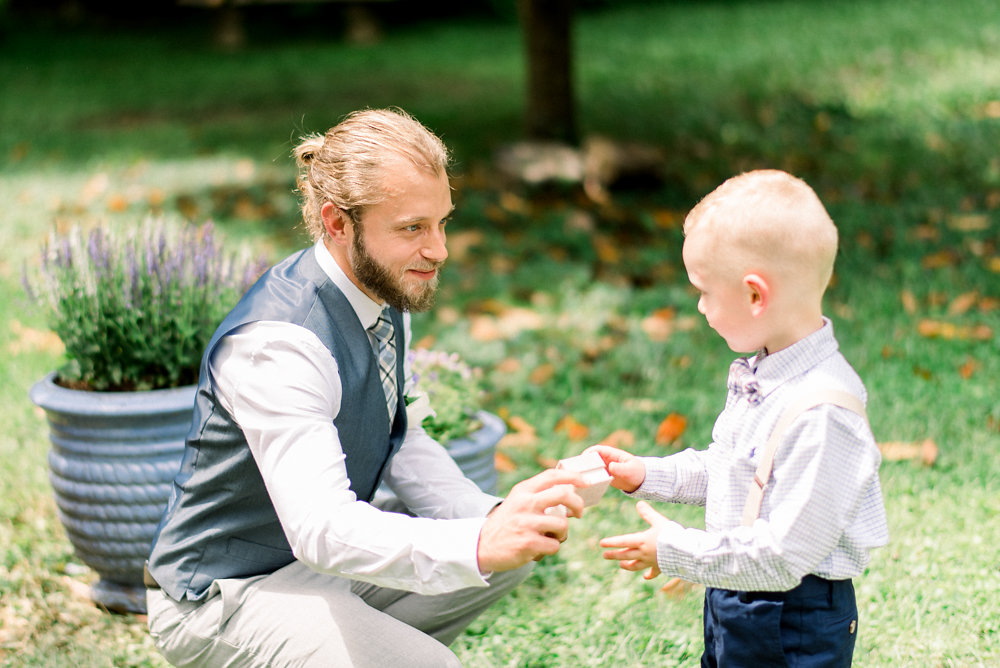 An Intimate Backyard Wedding - The Overwhelmed Bride Wedding Blog