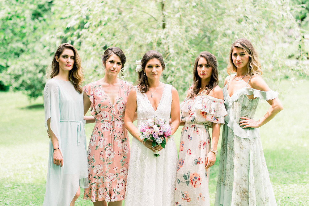 An Intimate Backyard Wedding - The Overwhelmed Bride Wedding Blog