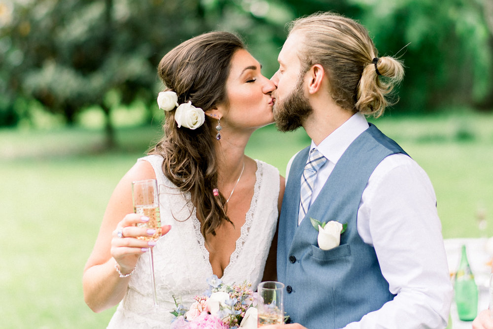 An Intimate Backyard Wedding - The Overwhelmed Bride Wedding Blog