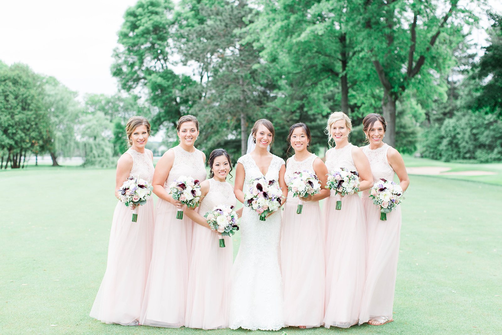 A Romantic Wausau Country Club Wisconsin Wedding - The Overwhelmed Bride Wedding Blog