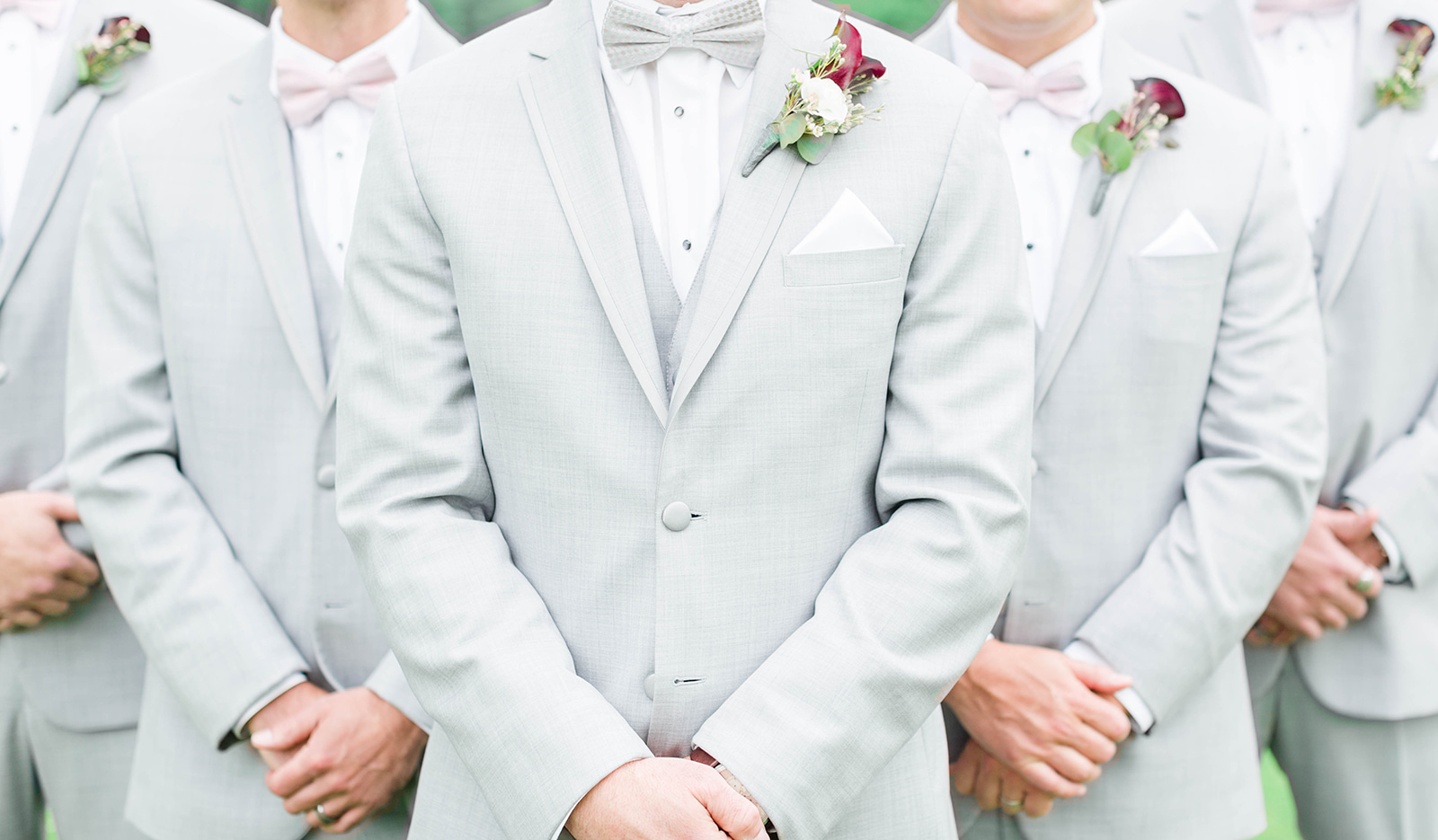 A Romantic Wausau Country Club Wisconsin Wedding - The Overwhelmed Bride Wedding Blog