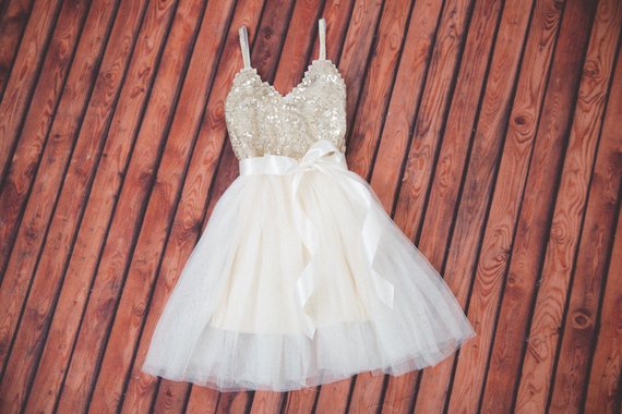 Gorgeous Flower Girl Dresses - The Overwhelmed Bride Wedding Blog 