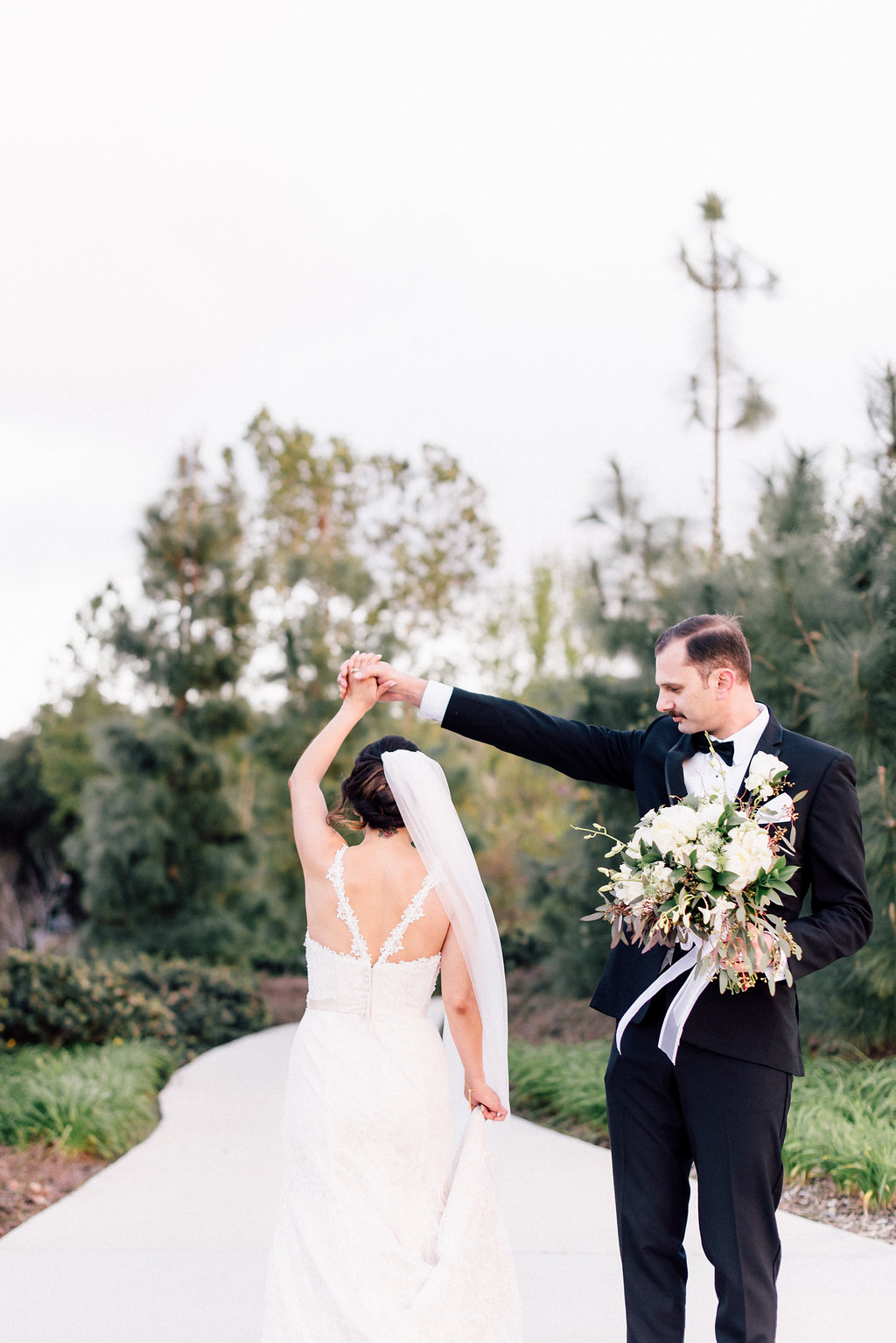 Thousand Oaks Garden Wedding Venue Los Robles Greens - The Overwhelmed Bride Wedding Blog