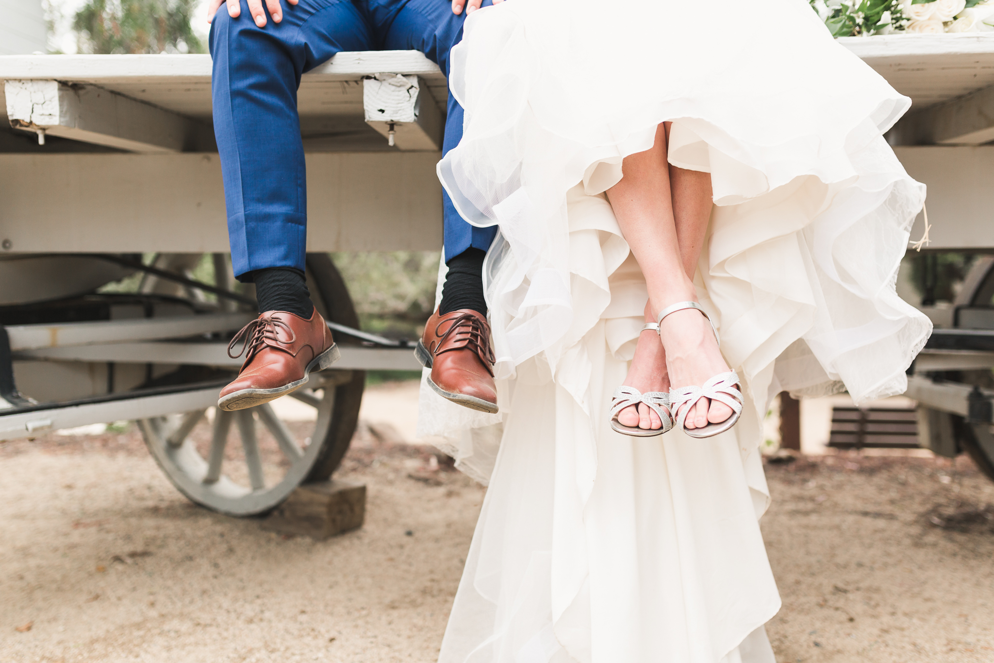 A Rustic DIY Wisconsin Wedding - Heritage Hill State Historical Park Wedding - The Overwhelmed Bride Wedding Blog