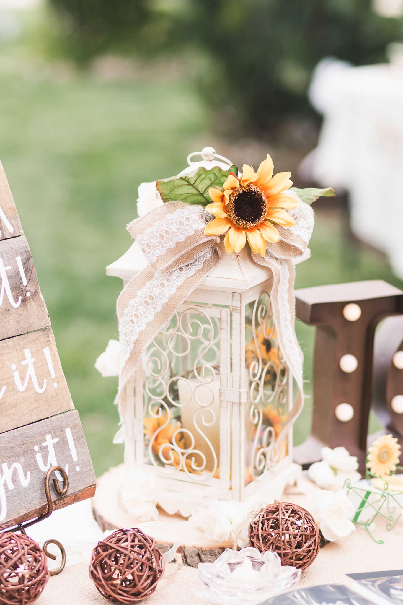 A Rustic DIY Wisconsin Wedding - Heritage Hill State Historical Park Wedding - The Overwhelmed Bride Wedding Blog