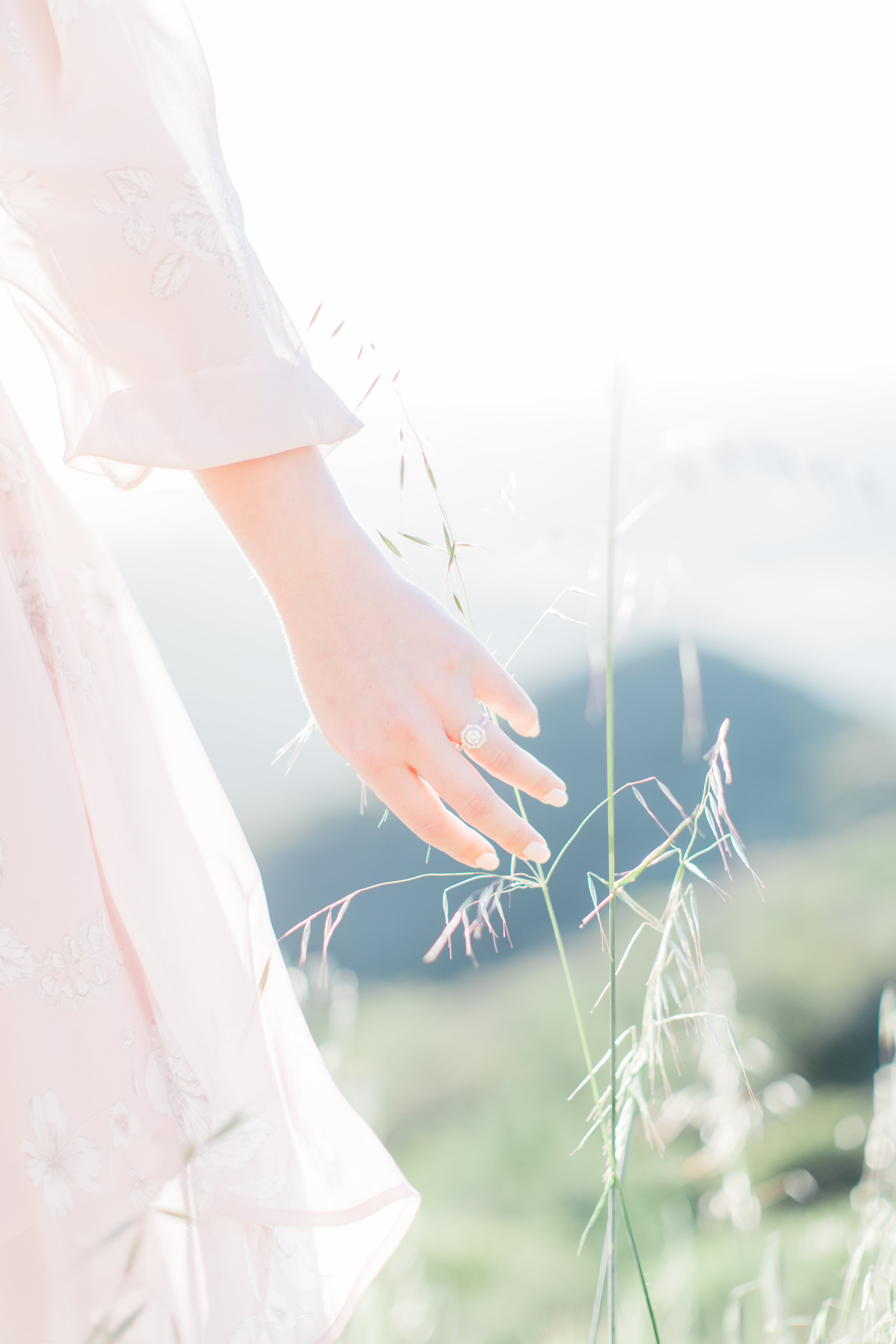 Santa Monica Mountains Engagement Photos - The Overwhelmed Bride Wedding Blog