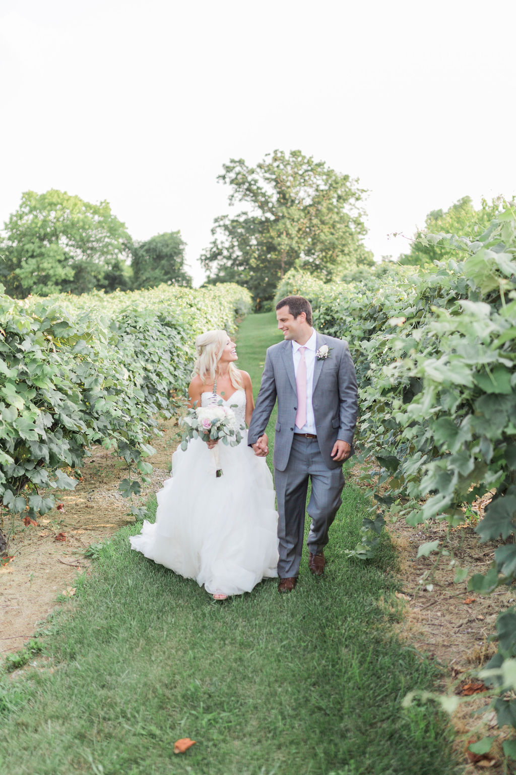 A Rustic Virginia Barn Wedding - Stable at Bluemont Vineyards Wedding - The Overwhelmed Bride Wedding Blog