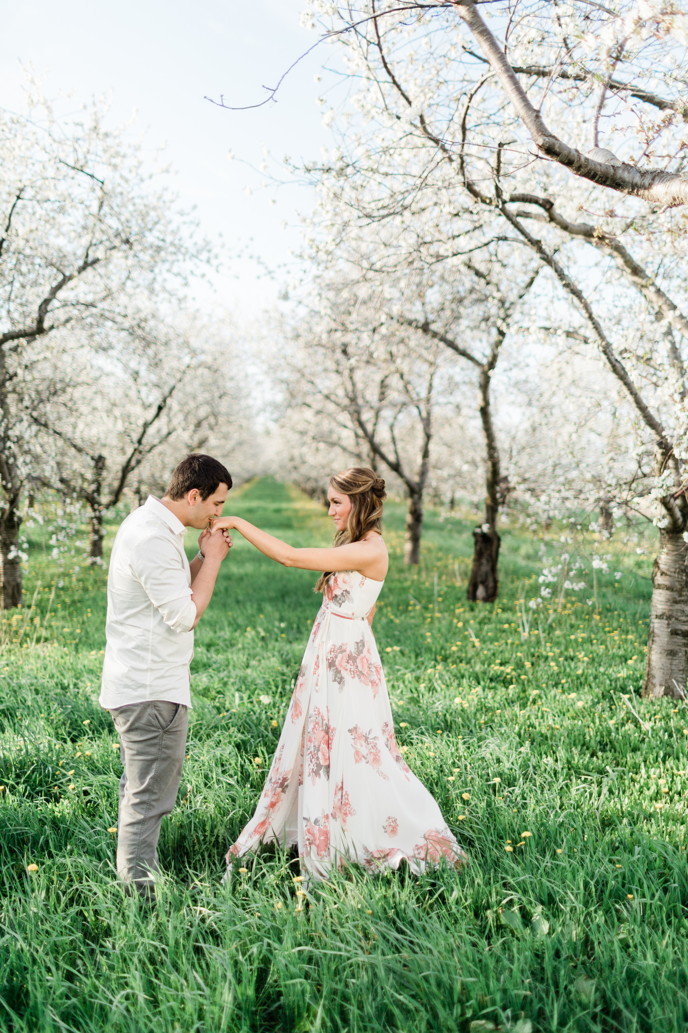 Gorgeous Garden Engagement Photos - The Overwhelmed Bride Wedding Blog