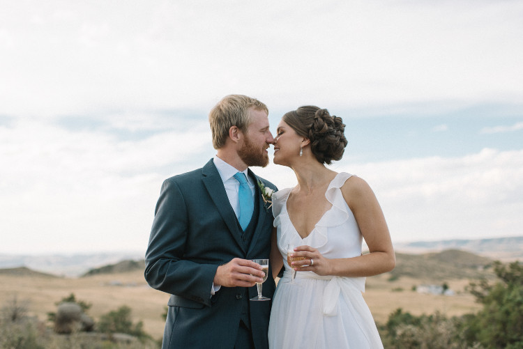 An Eagles Nest Ranch Outdoor Colorado Wedding - The Overwhelmed Bride Wedding Blog