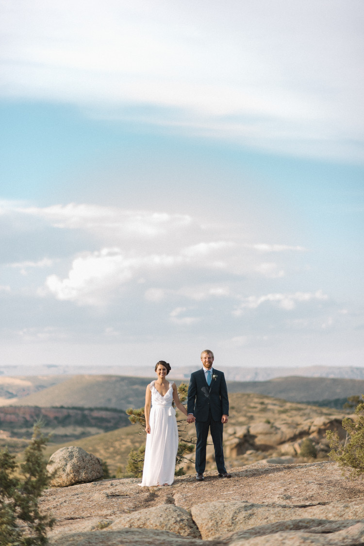 An Eagles Nest Ranch Outdoor Colorado Wedding - The Overwhelmed Bride Wedding Blog