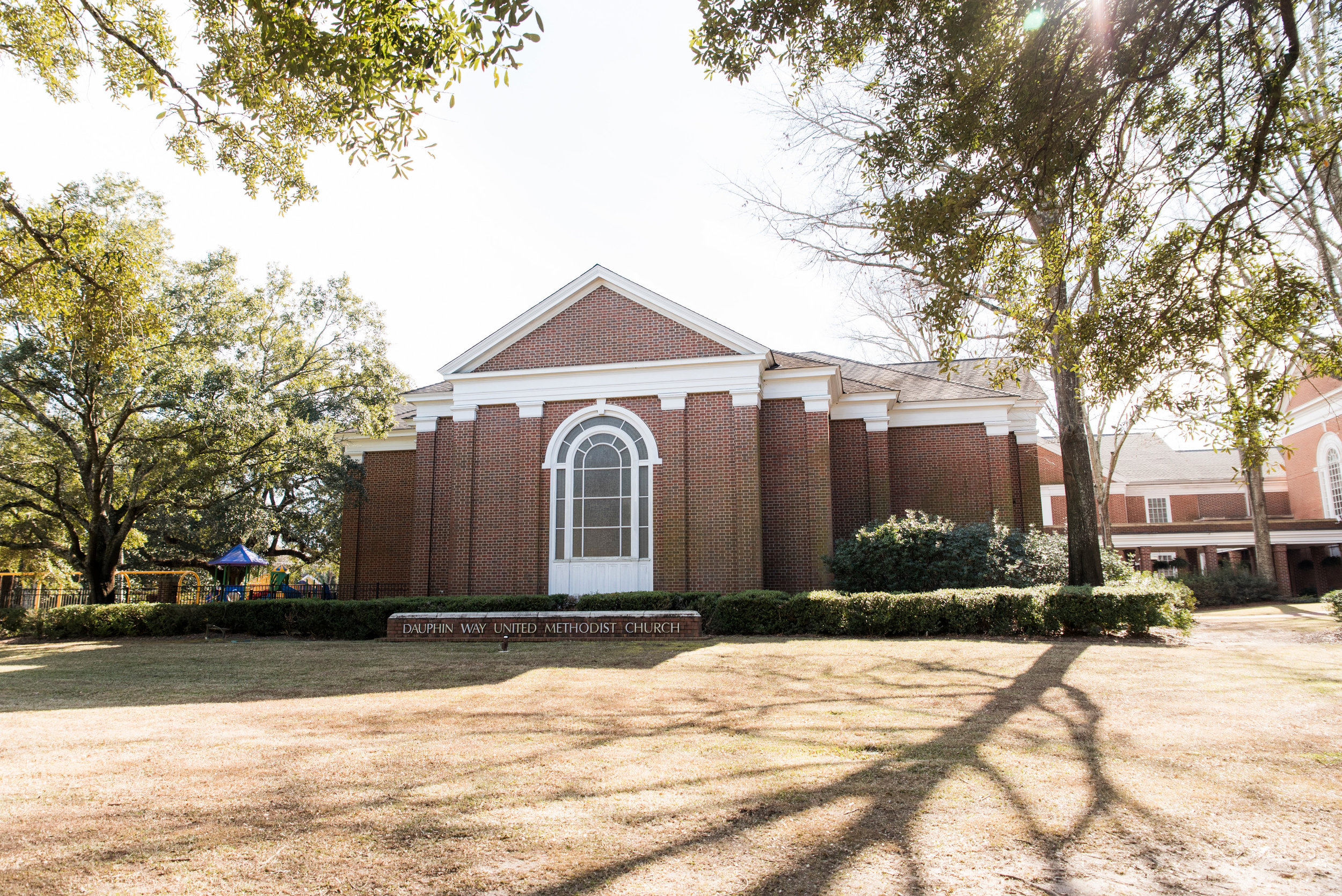 A Classic Alabama Church Wedding - The Overwhelmed Bride Wedding Blog