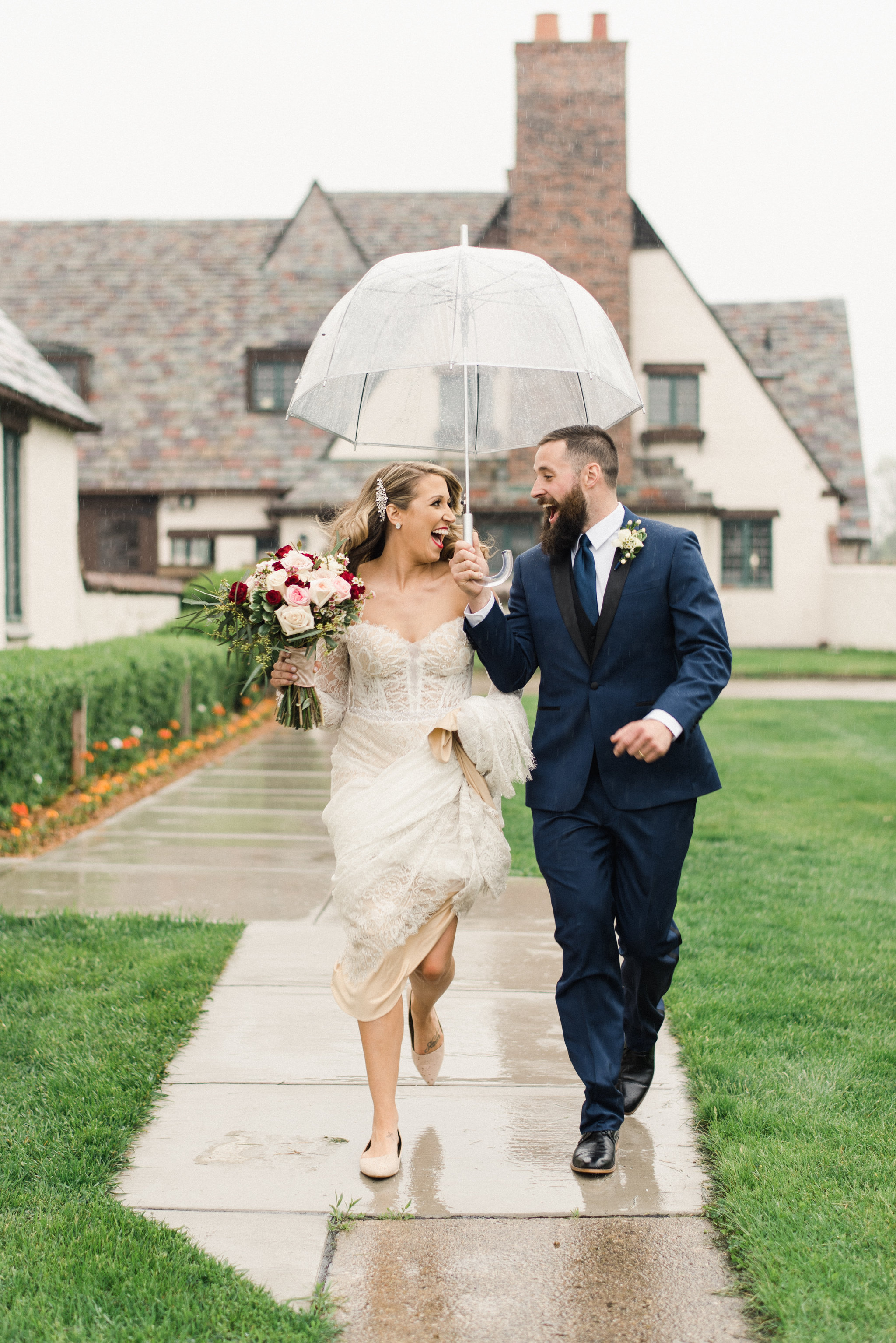 A Vintage-Inspired Packard Proving Grounds Michigan Wedding - The Overwhelmed Bride Wedding Blog