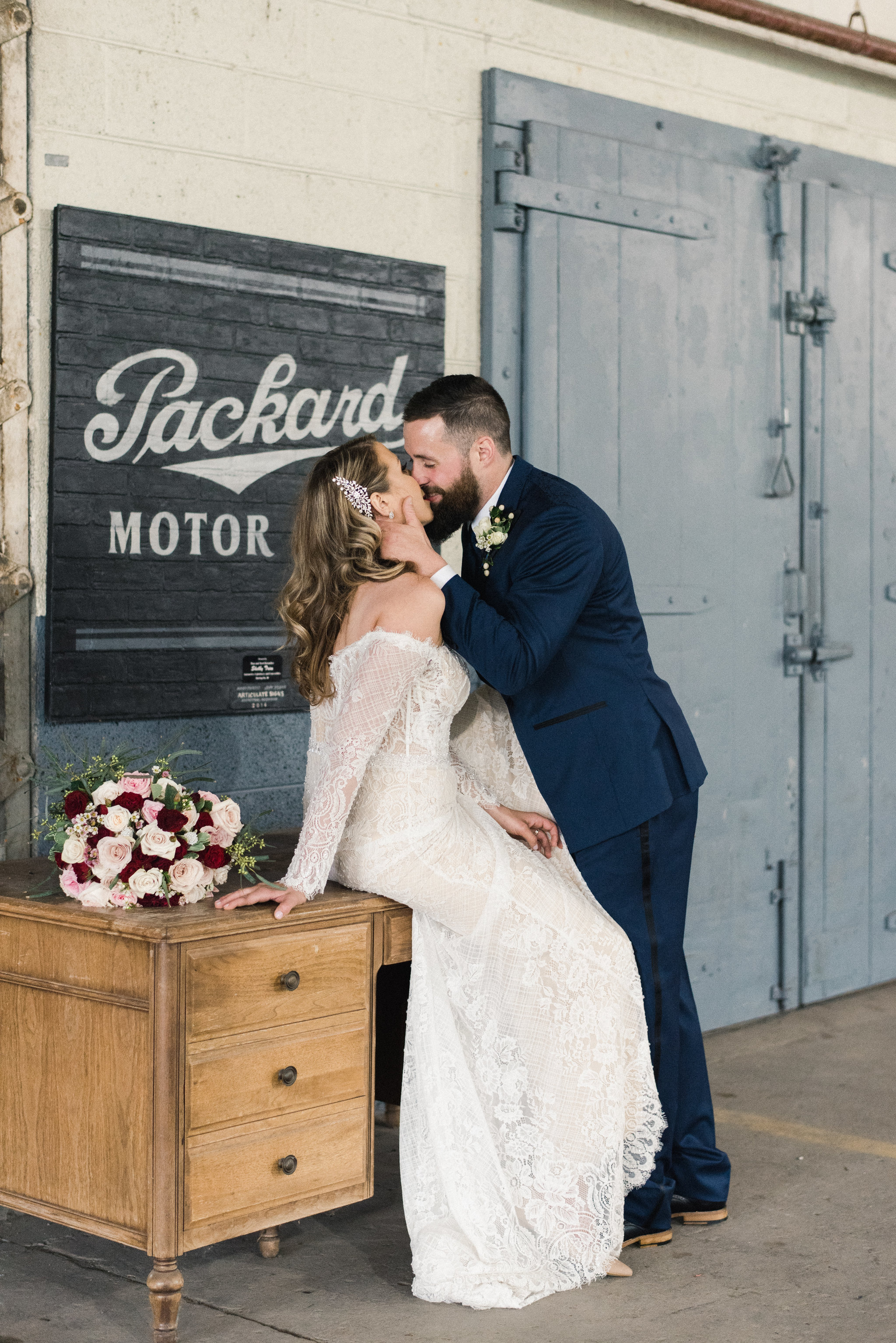 A Vintage-Inspired Packard Proving Grounds Michigan Wedding - The Overwhelmed Bride Wedding Blog