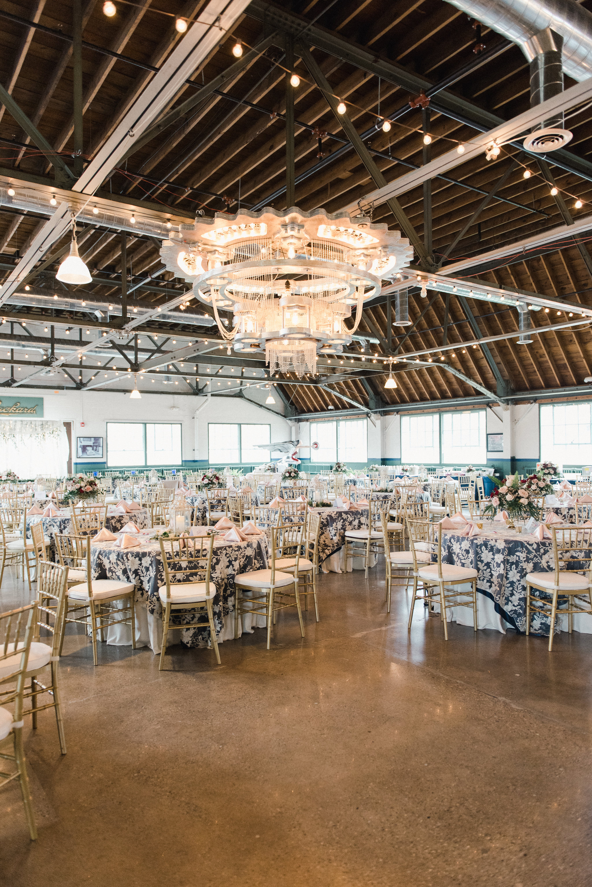 A Vintage-Inspired Packard Proving Grounds Michigan Wedding - The Overwhelmed Bride Wedding Blog