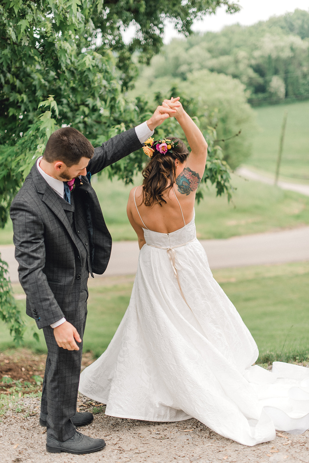 A Colorful Pittsburg Bramblewood Barn Wedding - The Overwhelmed Bride Wedding Blog
