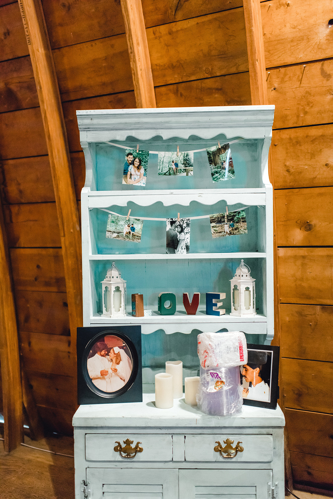 A Colorful Pittsburg Bramblewood Barn Wedding - The Overwhelmed Bride Wedding Blog