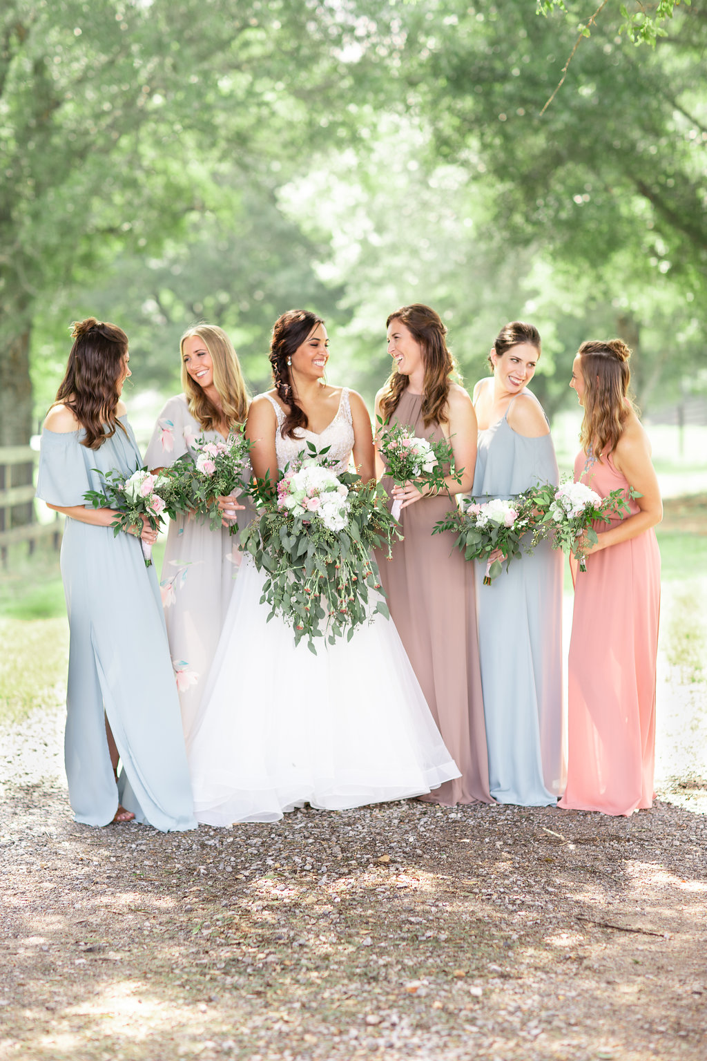 An Intimate Southern Alabama DIY Wedding - The Barn at Twin Valley Wedding - The Overwhelmed Bride Wedding Blog