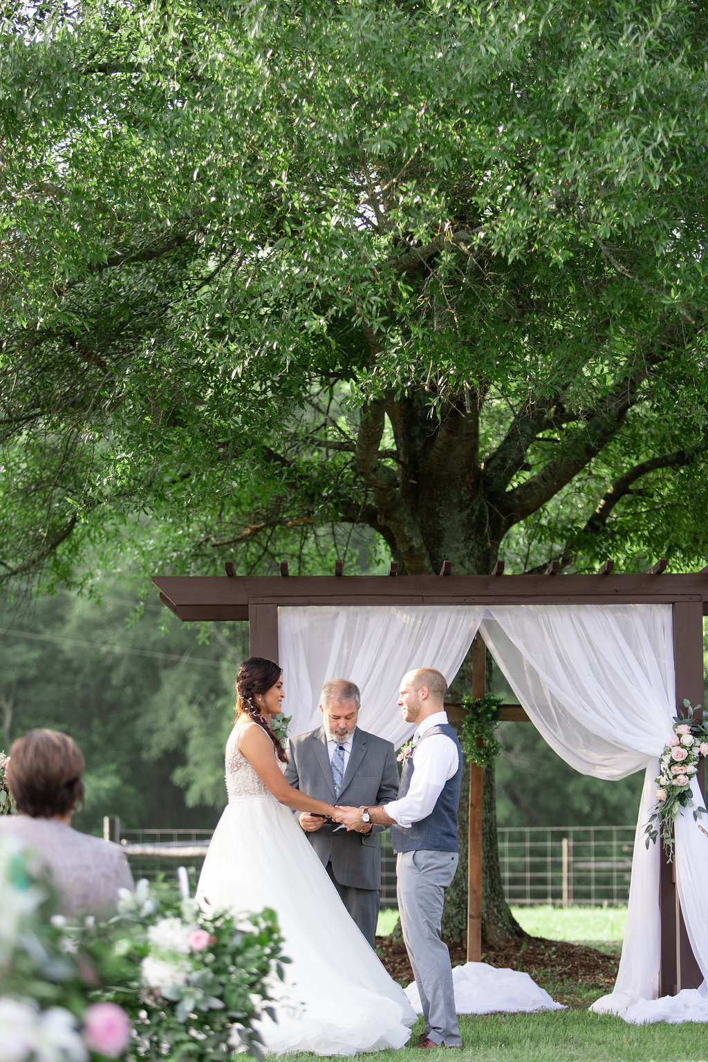 An Intimate Southern Alabama DIY Wedding - The Barn at Twin Valley Wedding - The Overwhelmed Bride Wedding Blog