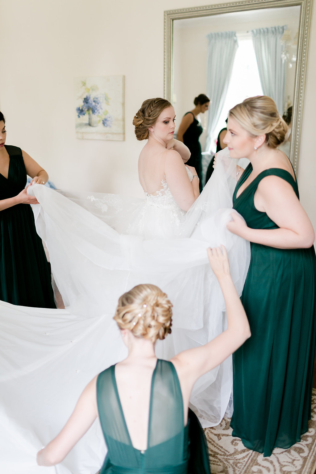A Classic Rust Manor House Virginia Wedding - The Overwhelmed Bride Wedding Blog