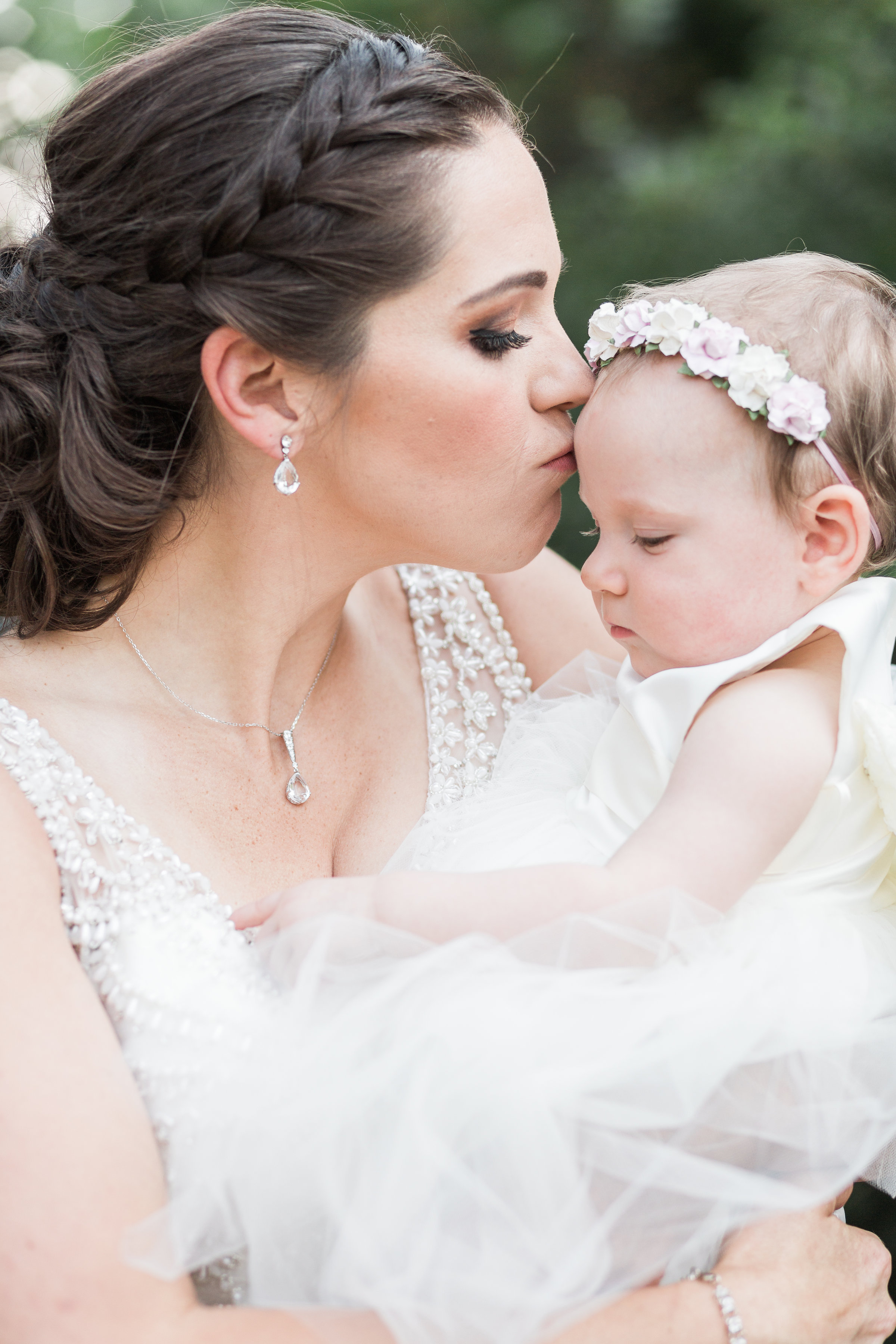 A Red Ridge Farms Dayton Oregon Wedding - The Overwhelmed Bride Wedding Blog