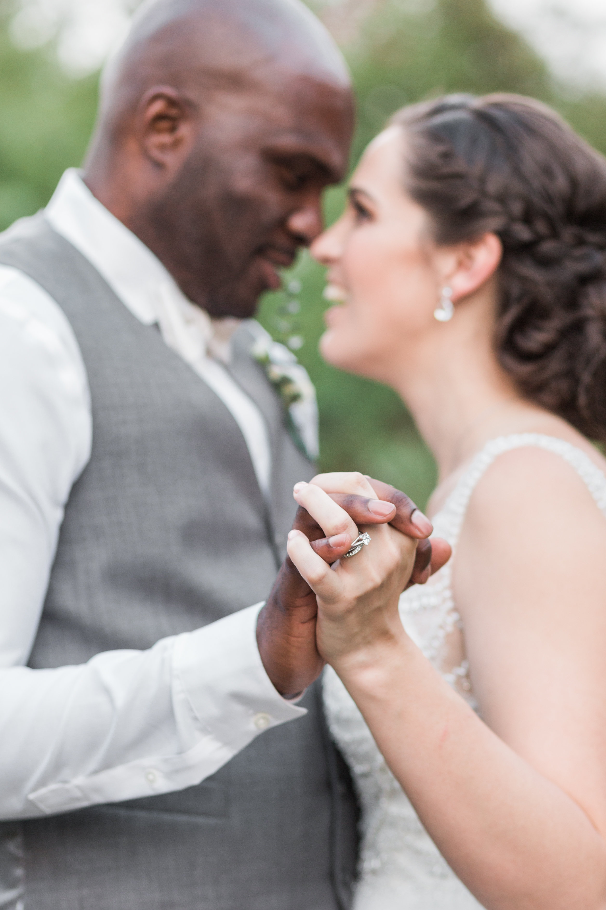 A Red Ridge Farms Dayton Oregon Wedding - The Overwhelmed Bride Wedding Blog