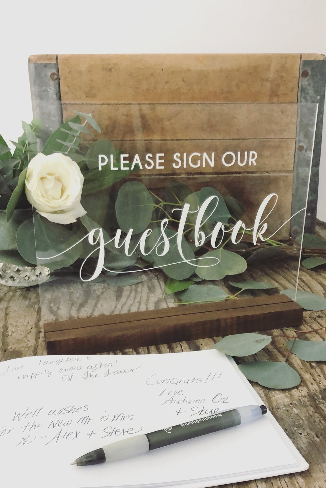 Acrylic Wedding Signs - The Overwhelmed Bride Wedding Blog