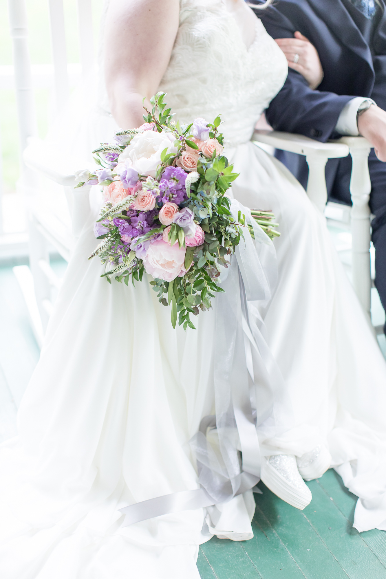Weaver House of Pine Bend Park - Michigan Garden Wedding - The Overwhelmed Bride Wedding Blog