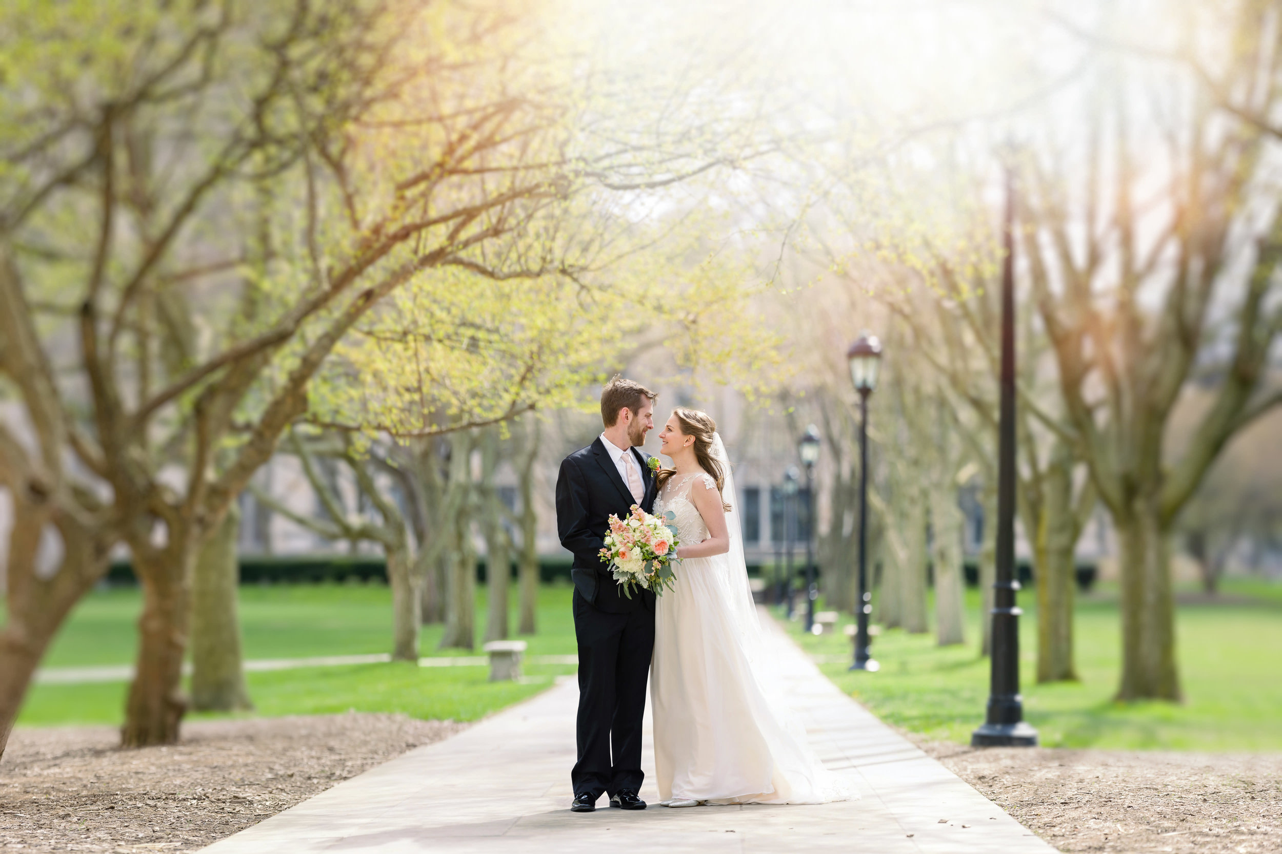 Omni William Penn Hotel Pittsburgh Wedding - The Overwhelmed Bride Wedding Blog