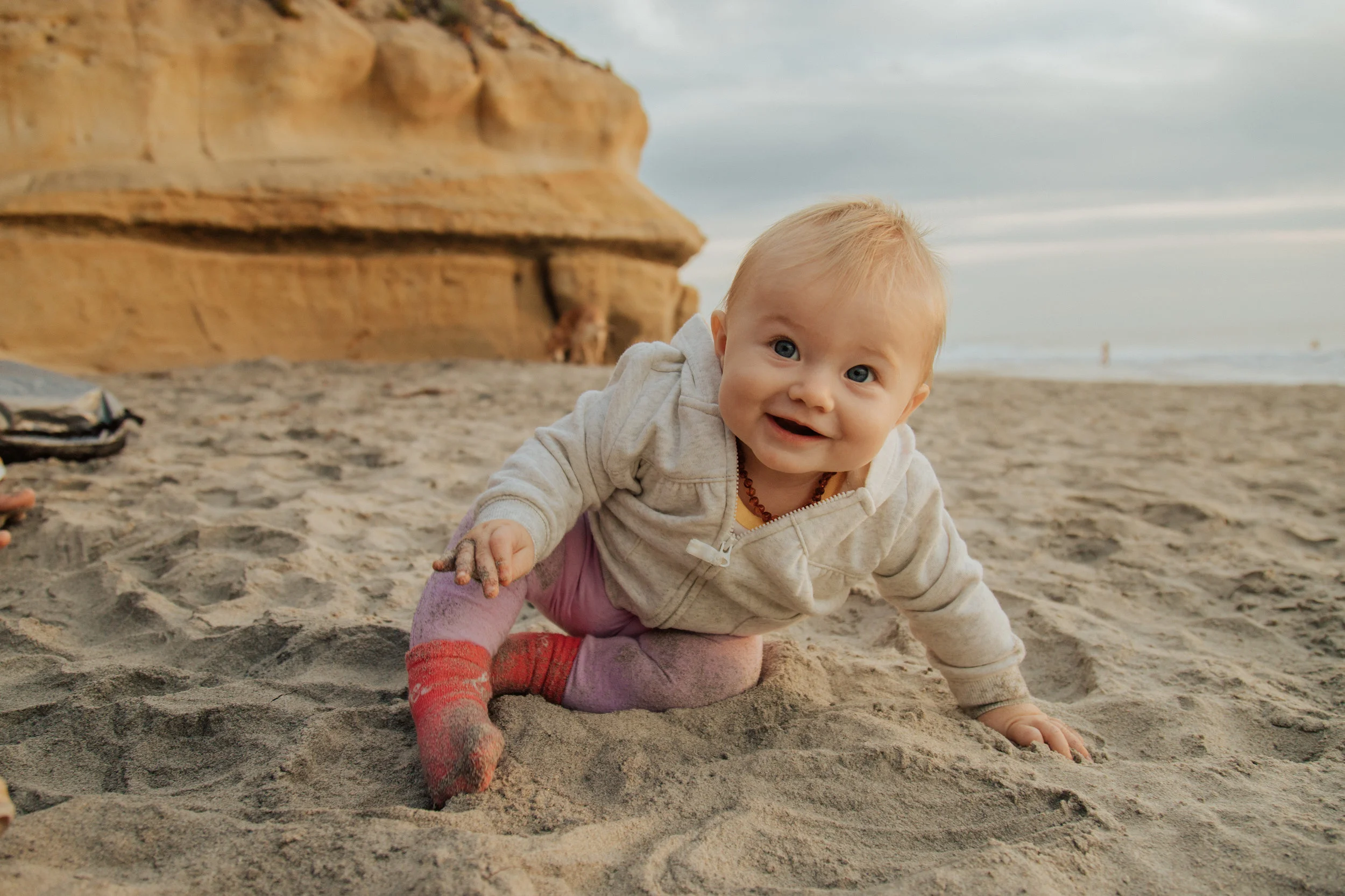 SalonaBeach_Emmy_8months_2018-08.jpg