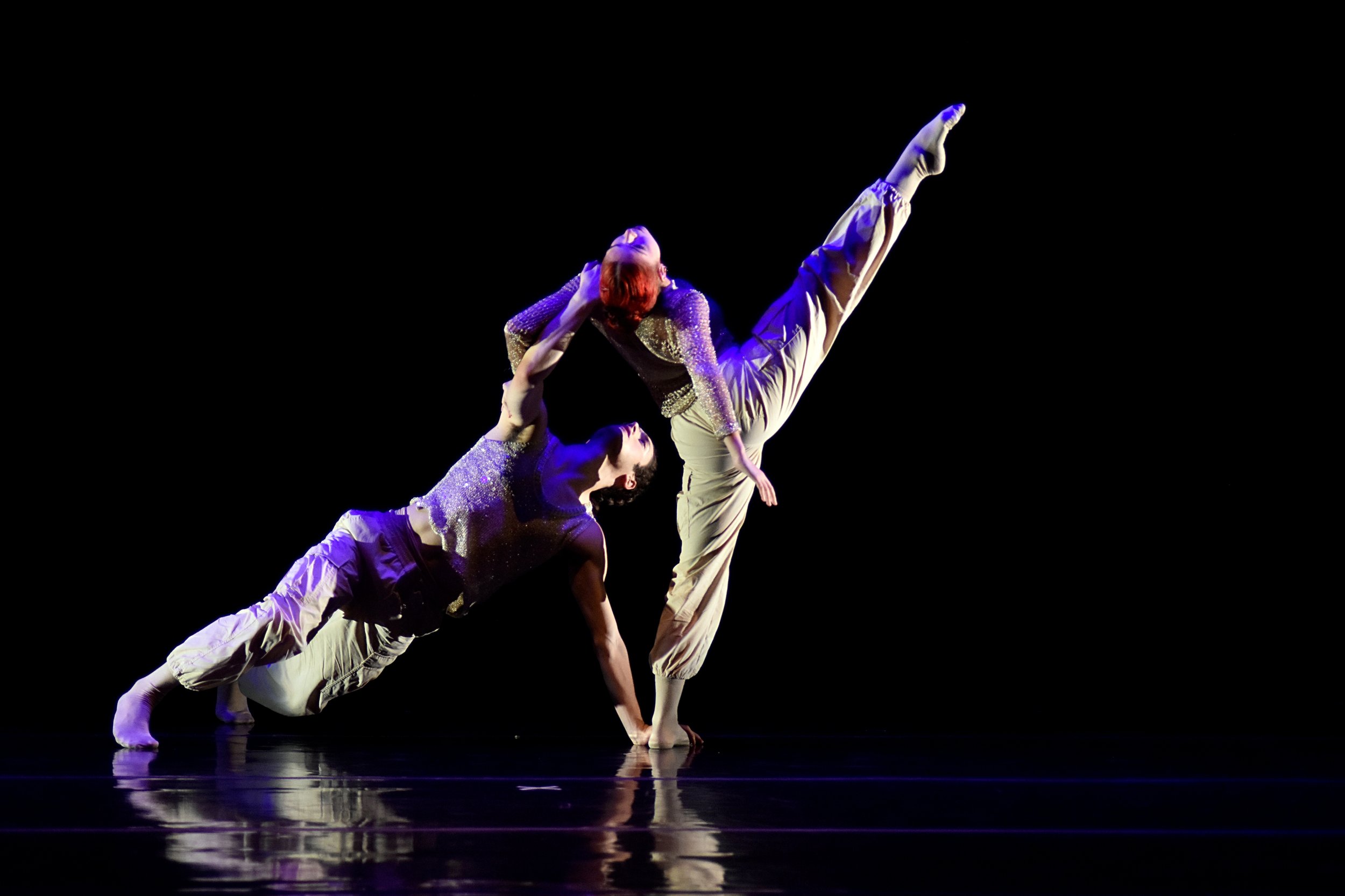 GroundWorks DanceTheater_DSC2795_lasts a lifetime_(L-R) Matthew Saggiomo and Ahna Bonnette_Photo by Mark Horning.jpg