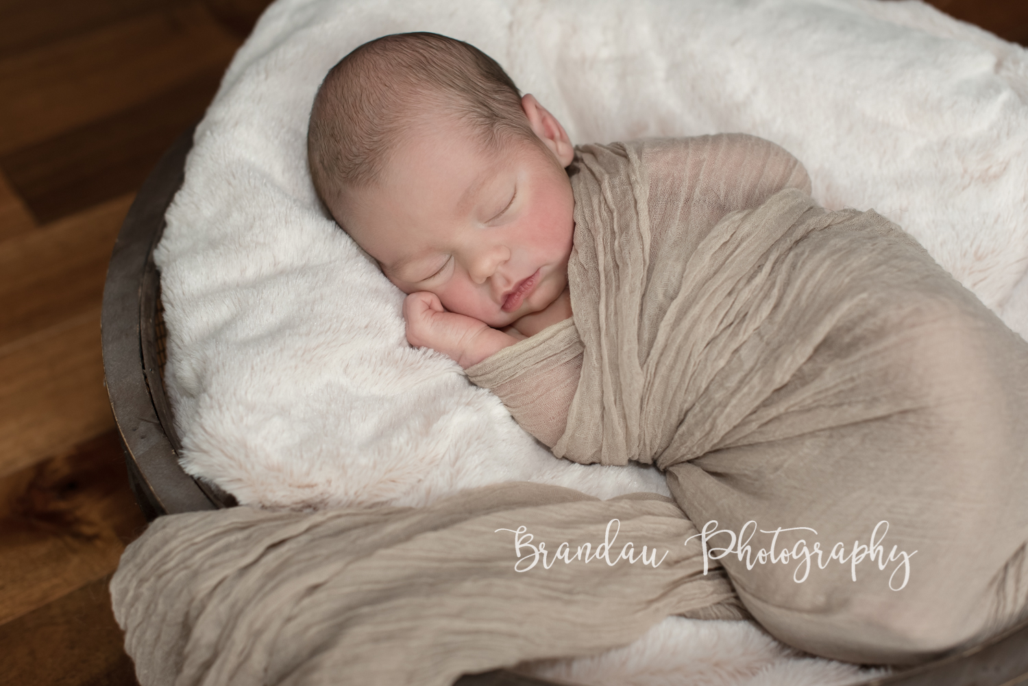 Brandau Photography - Central Iowa Newborn 050816-13.jpg