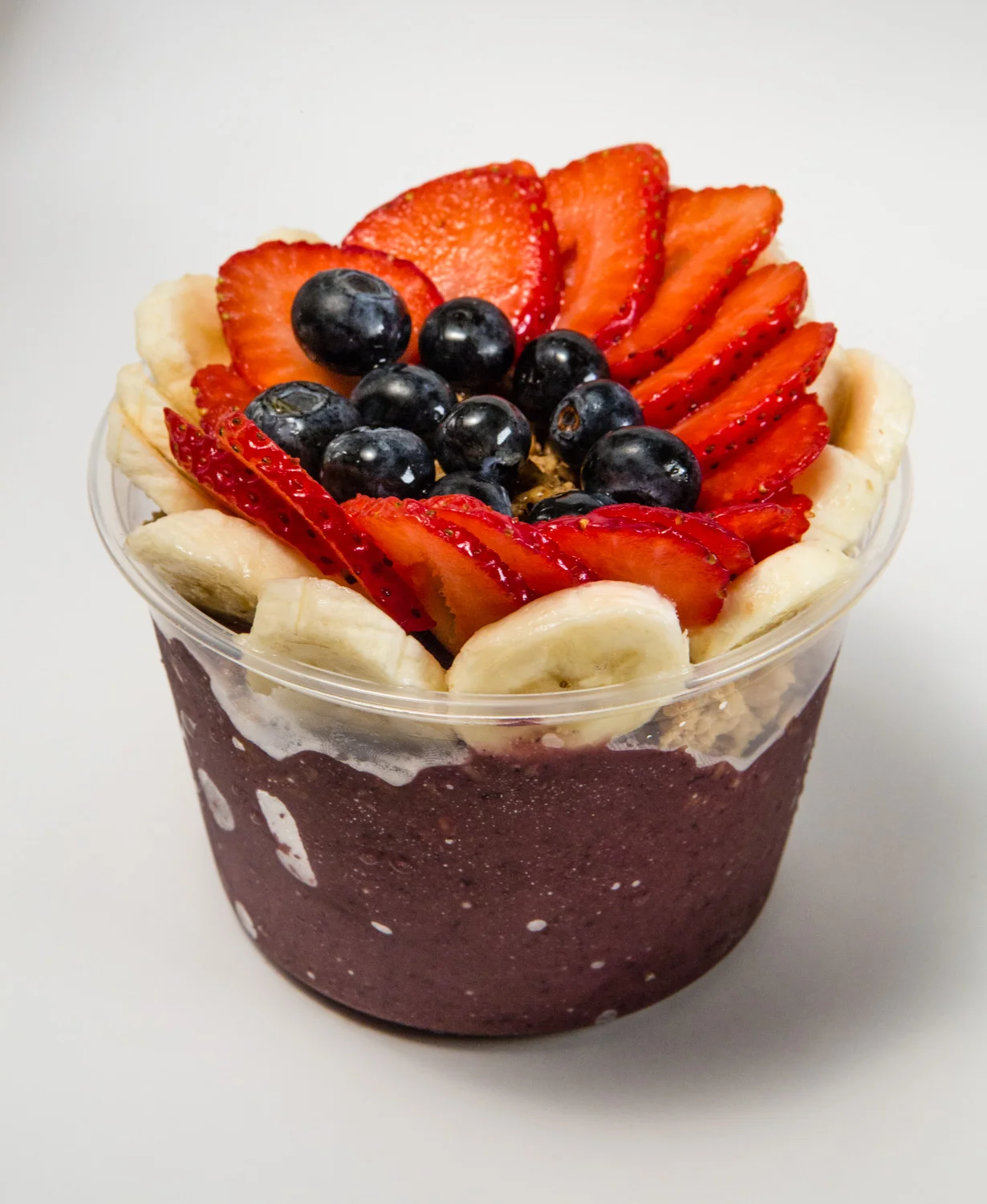 Power Bowl brings the concept of fresh foods back to life. With fresh taste of locally farmed fruits and variety of daily baked granola, Power Bowl proves to be one of the healthiest meals to date.