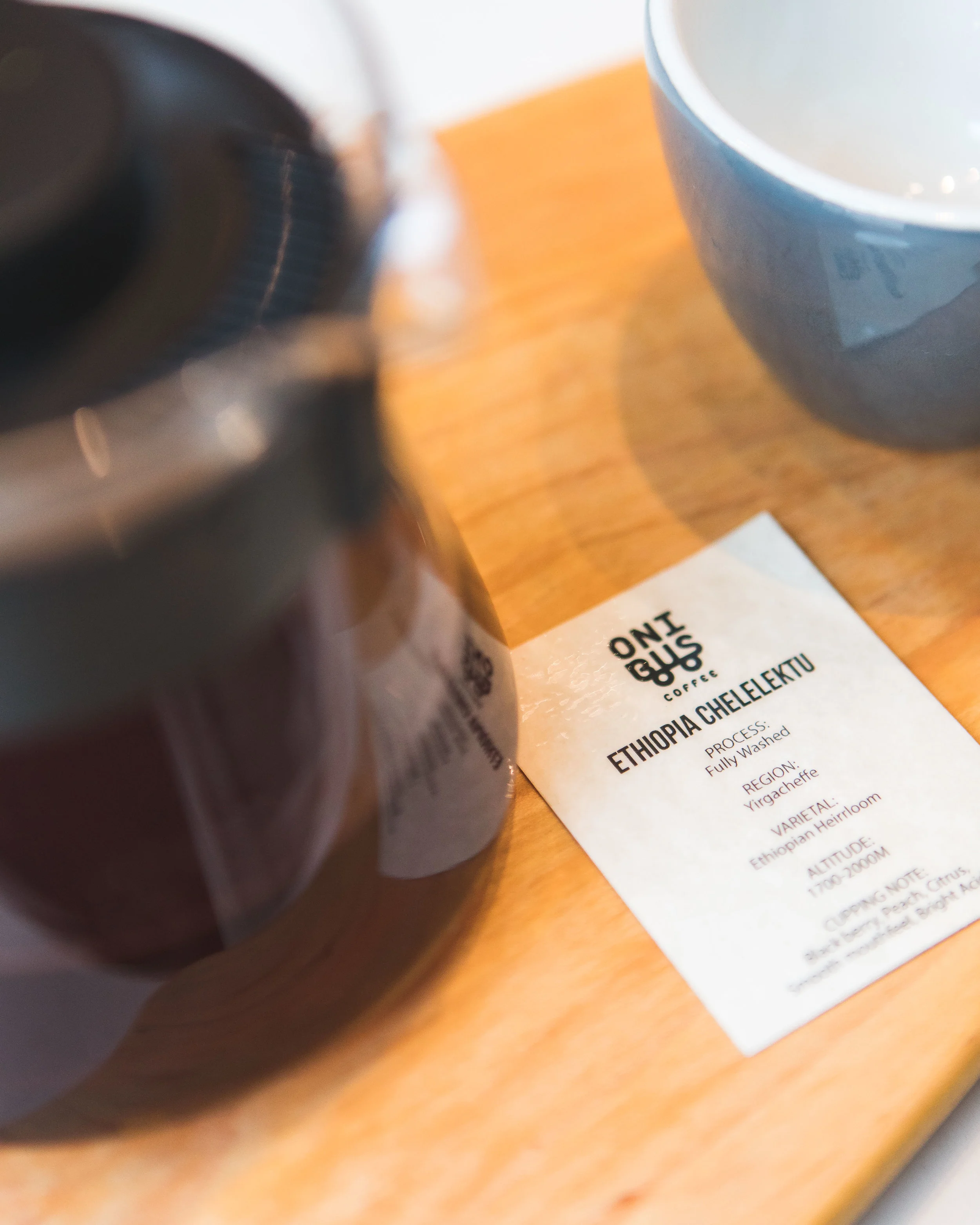 Blackberry, peach, citrus, smooth mouthfeel, bright acidity.