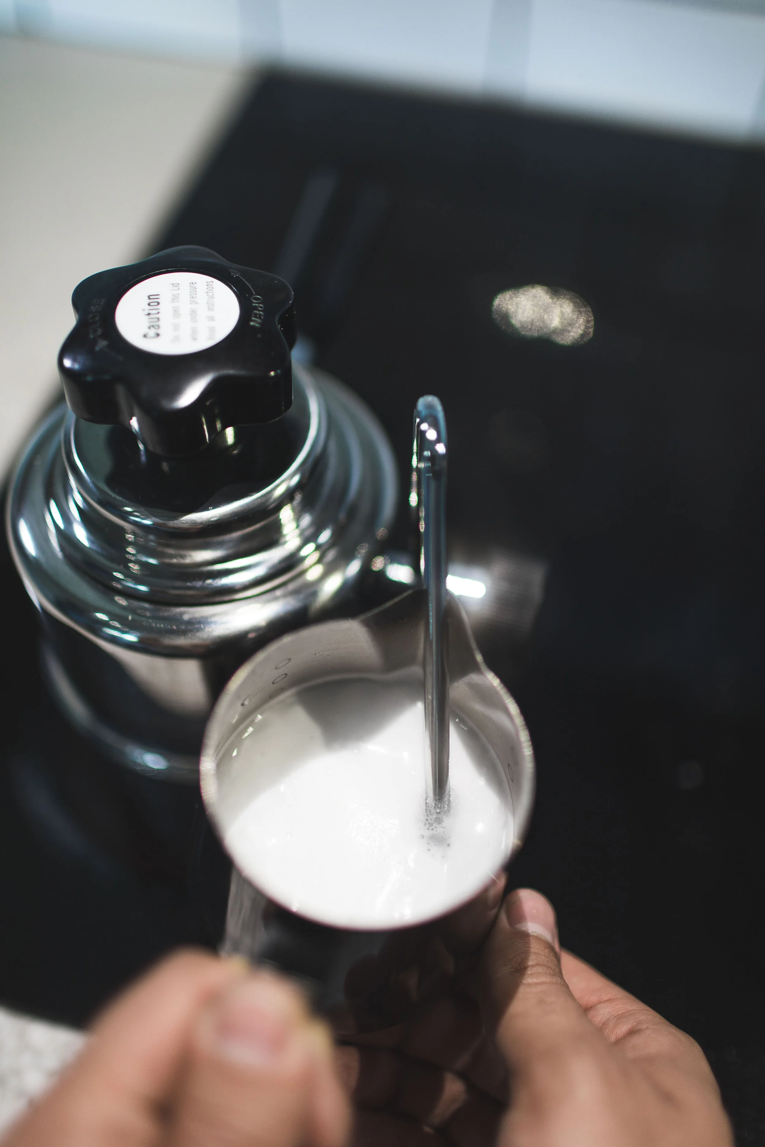 Bellman Stovetop Steamer How to make latte art without an espresso
