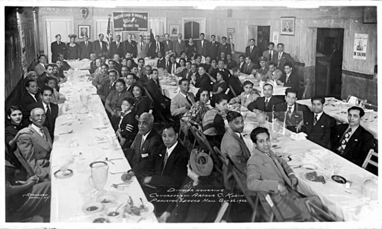 Bengali-men-at-a-New-York-City-banquet-768x461.jpeg