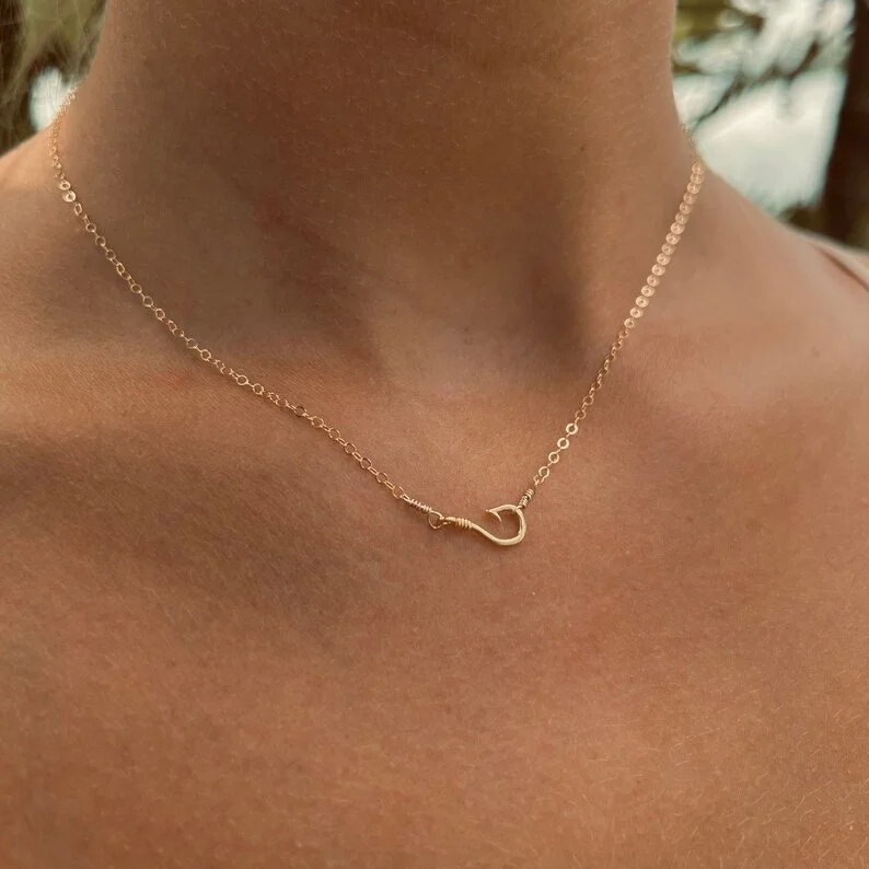 Fish hook necklace.jpeg