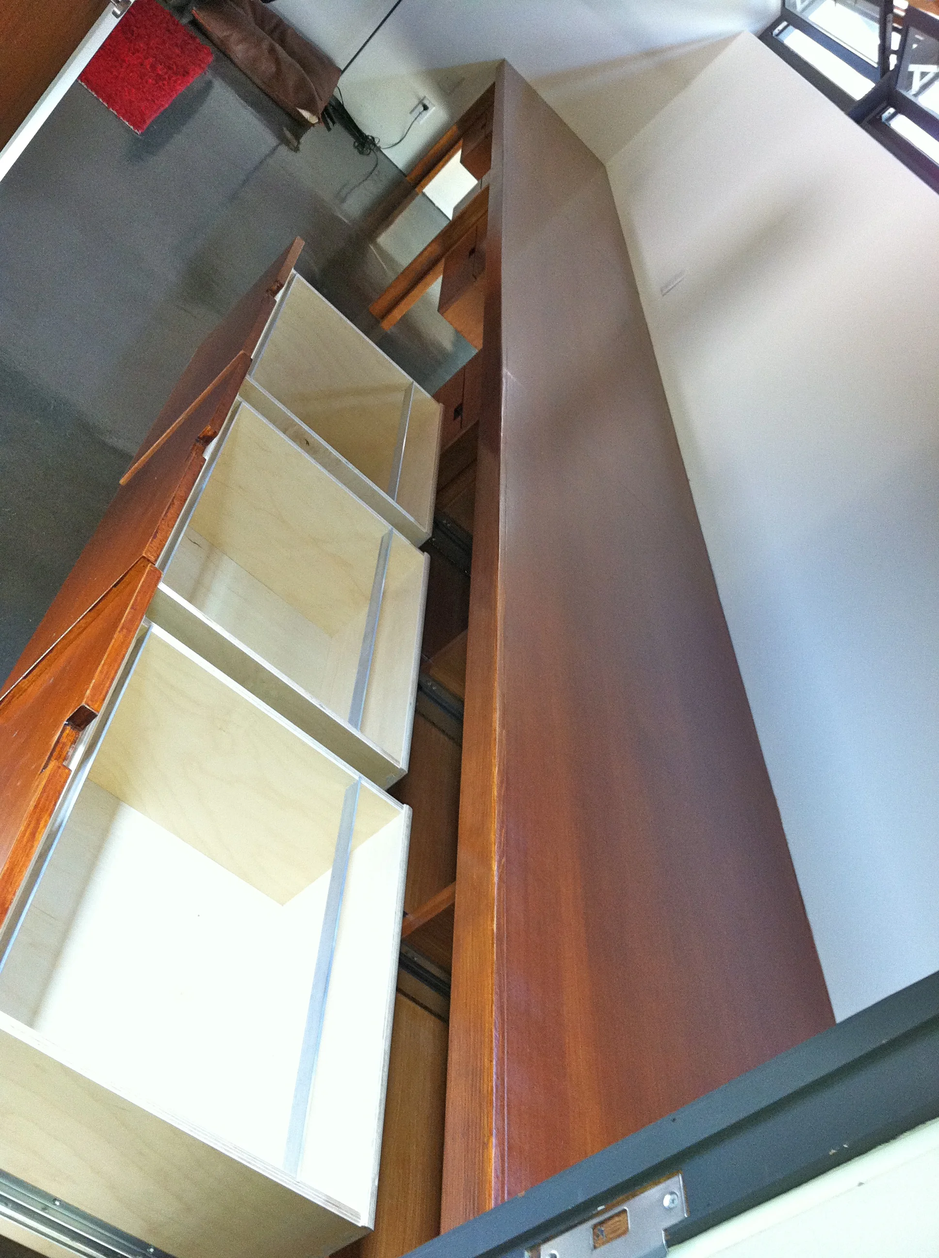 Laurel desk 3.jpg