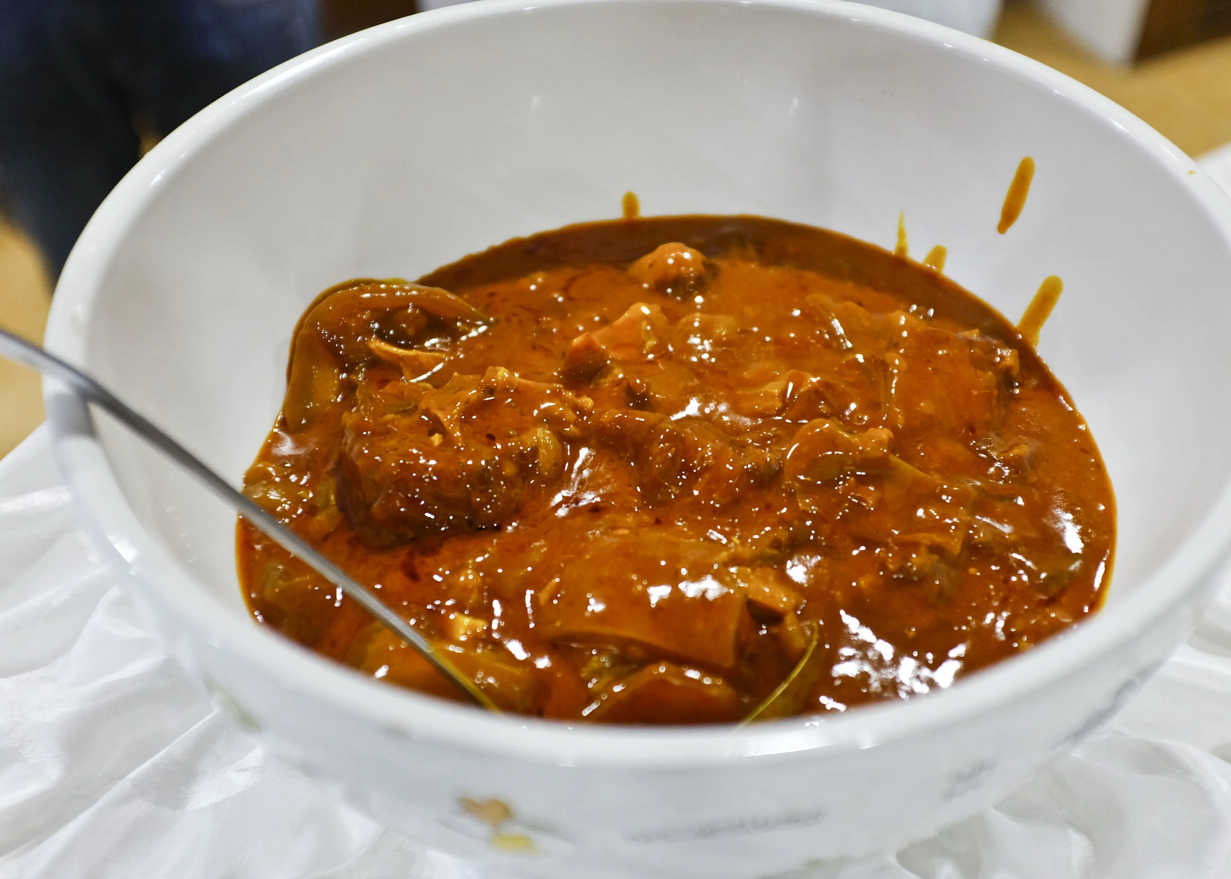 KARE KARE. Pass the rice. NOW! 