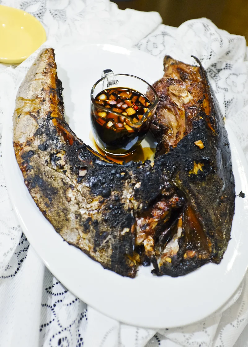 GRILLED PANGA (JAW) NG TUNA. Simply done, with fresh tuna from the market -- can't go wrong with that! Meat in all the nooks and crannies!