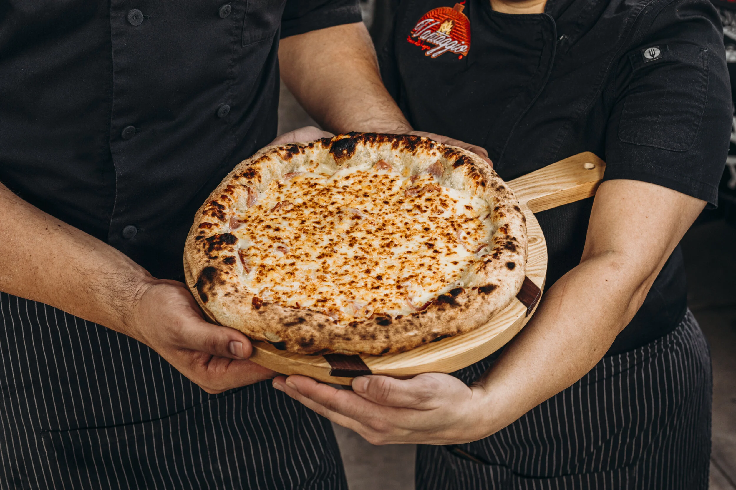 pizza de la casa.jpg