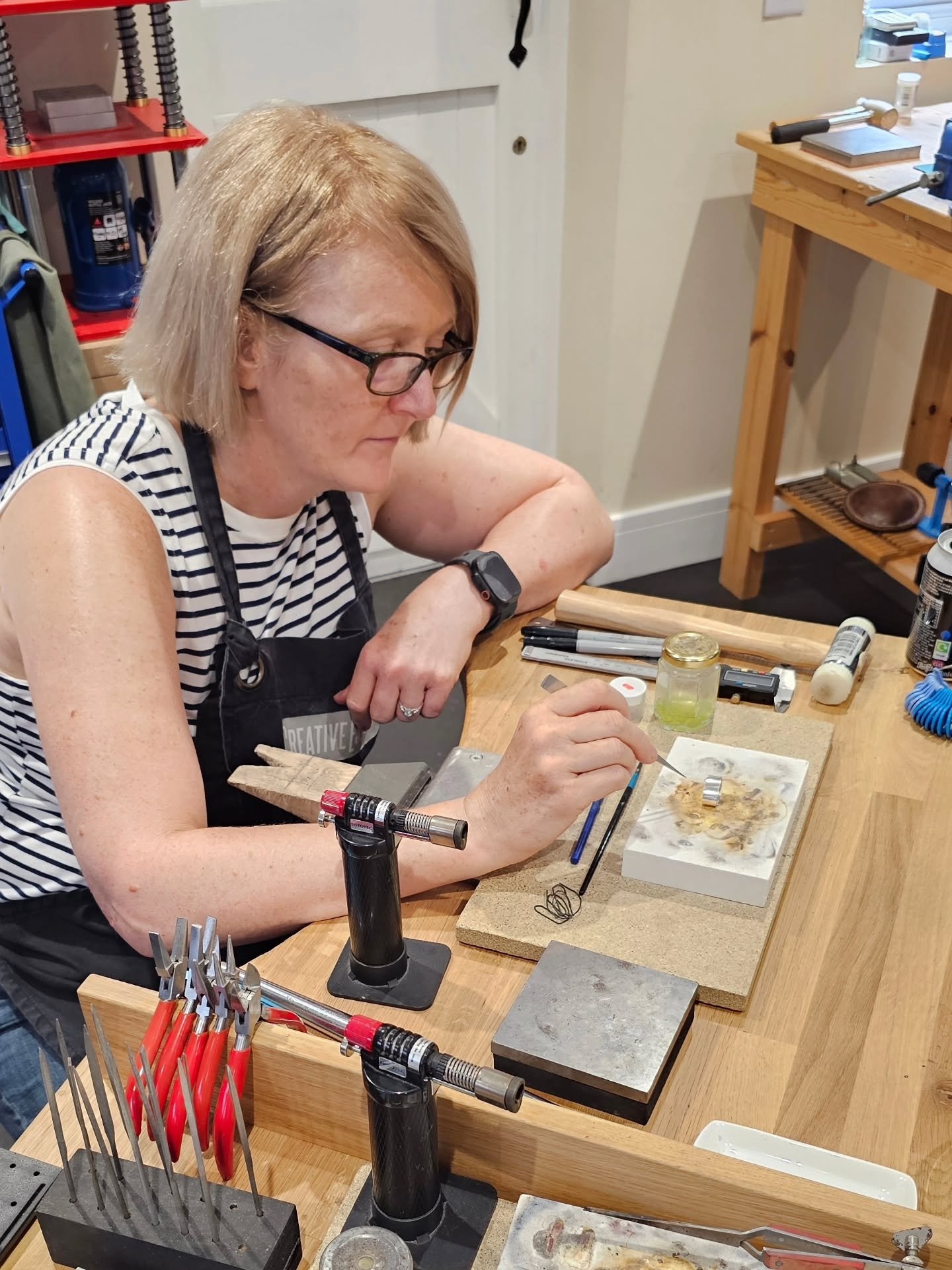 Things got 🔥 in the studio this weekend, but that didn't stop us from soldering up some seriously stunning Spinner Rings and dreamy Sea  Glass Statement Rings! 

Huge thanks to everyone who braved the heat - your rings turned out absolutely gorgeous