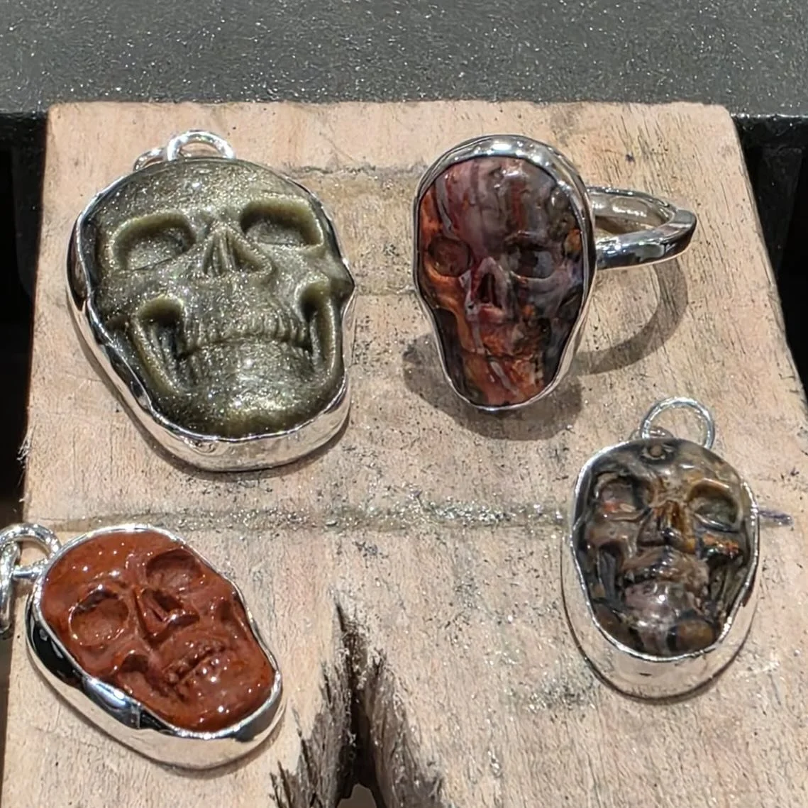 Adding some Halloween themes to our October Teen Studio Day 💀

Join us Wednesday, October 29th from 10am - 4pm and discover the magic 

#creativeescapestudio #learntomakejewellery #silverjewelleryclasses #jewelleryworkshop #teenexperience #halfterma