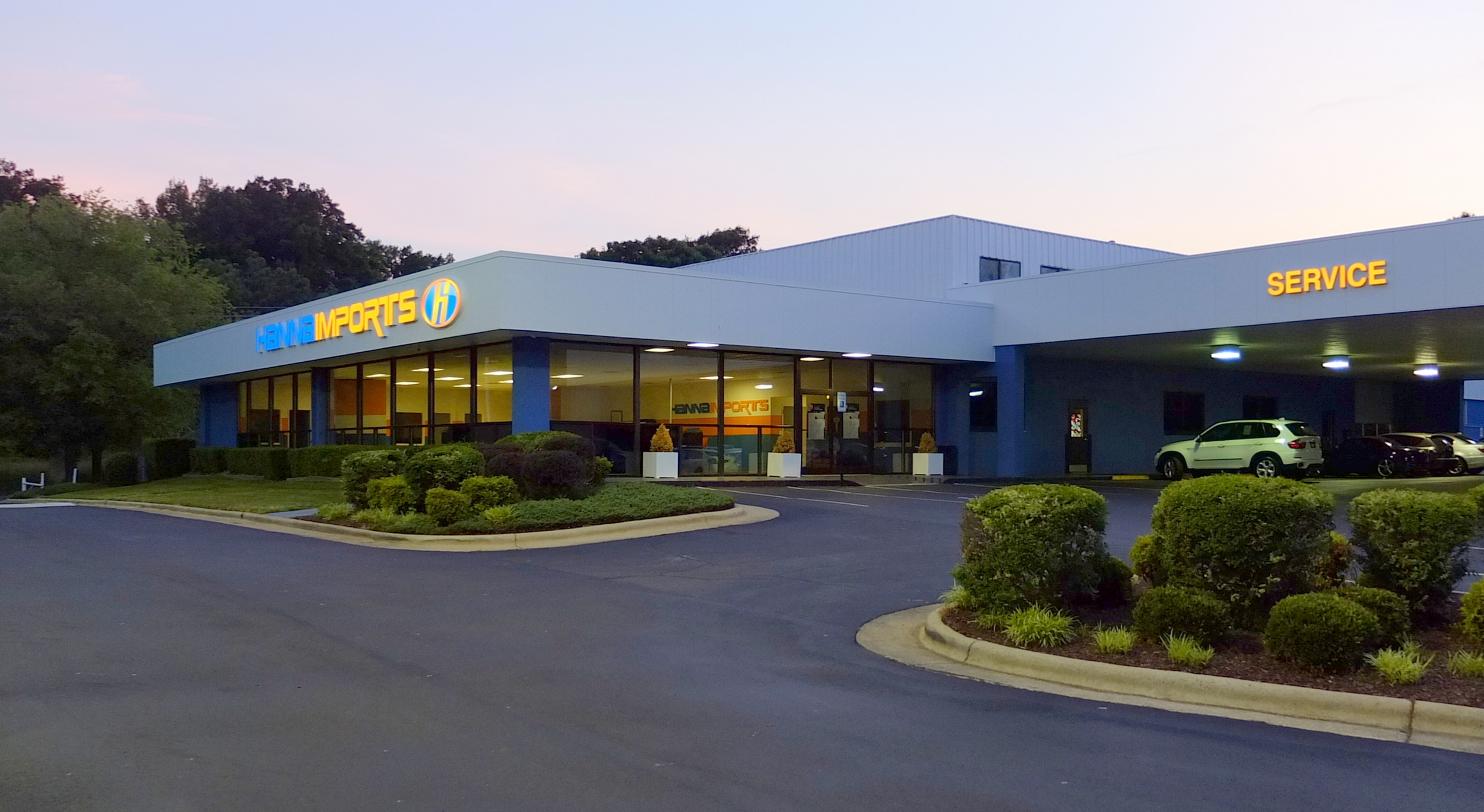 I was pleased to assist Hanna Imports with their recent move to their new expanded location. I handled the interior design of the showroom as well as re-branding of the company, design of case goods, and design of their road and wall signage as