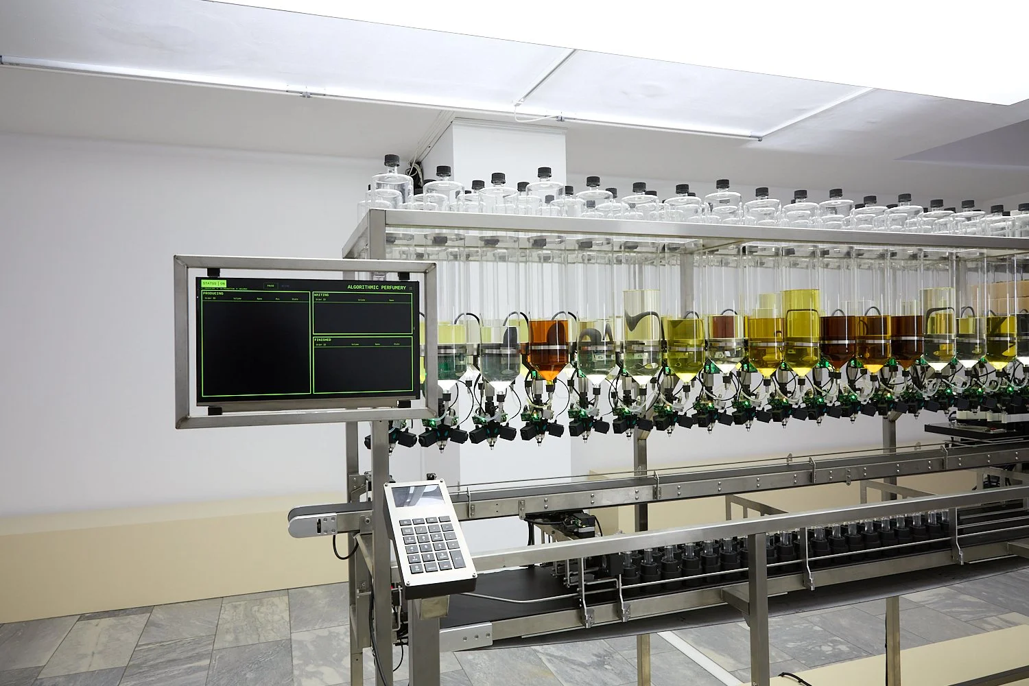 202507_MA_PRESENCE_ZURICH_PREVIEW 71.jpg