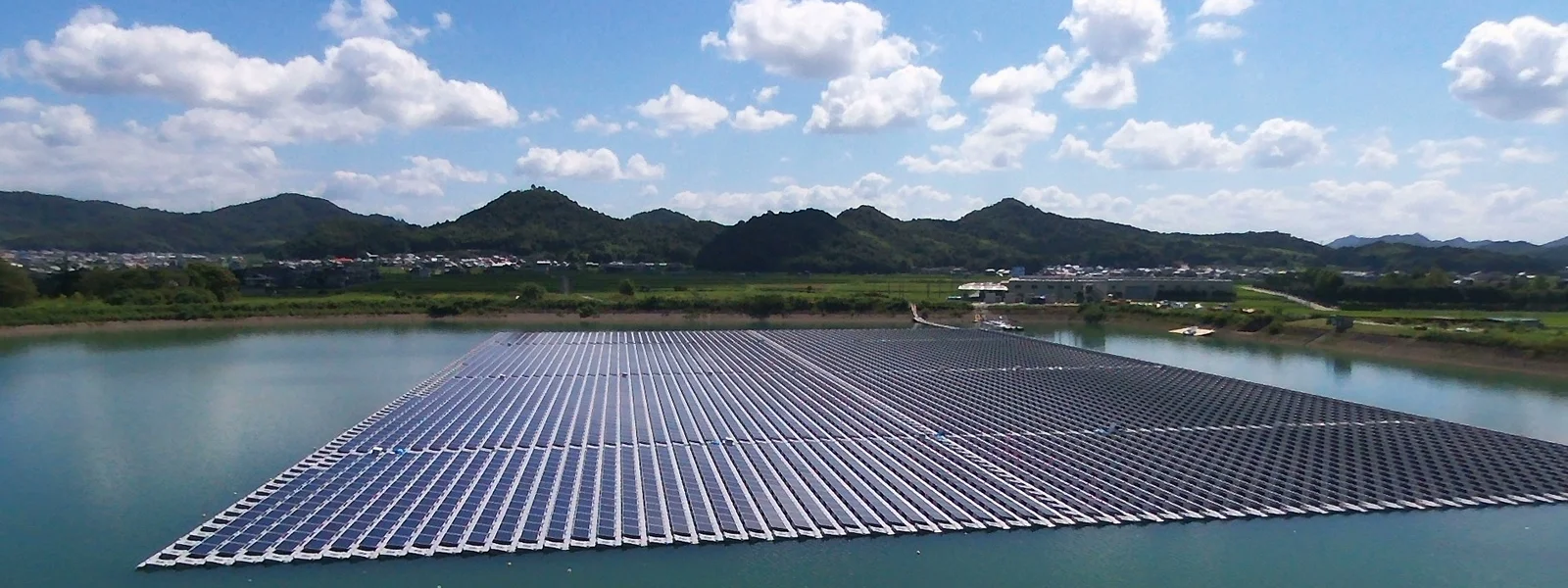 河原山池水上太陽光発電所(兵庫) - 画像はシエルテール社より提供