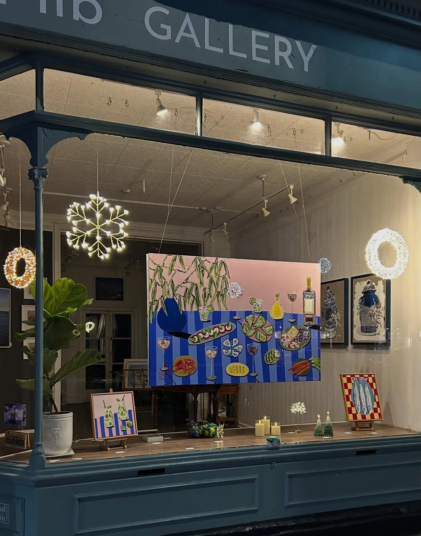 A special festive selection of works at @adlibgallery in @wimbledonvillage ✨

Featuring:

HAZ @haz.artist 
Carolina Piteira @carolinapiteira 
Nicky Chubb @nickychubbartist 
Jo Baker @jobakerart 
BOZ @wildflowerdesignlondon 
Lucinda Holland @__art_by_
